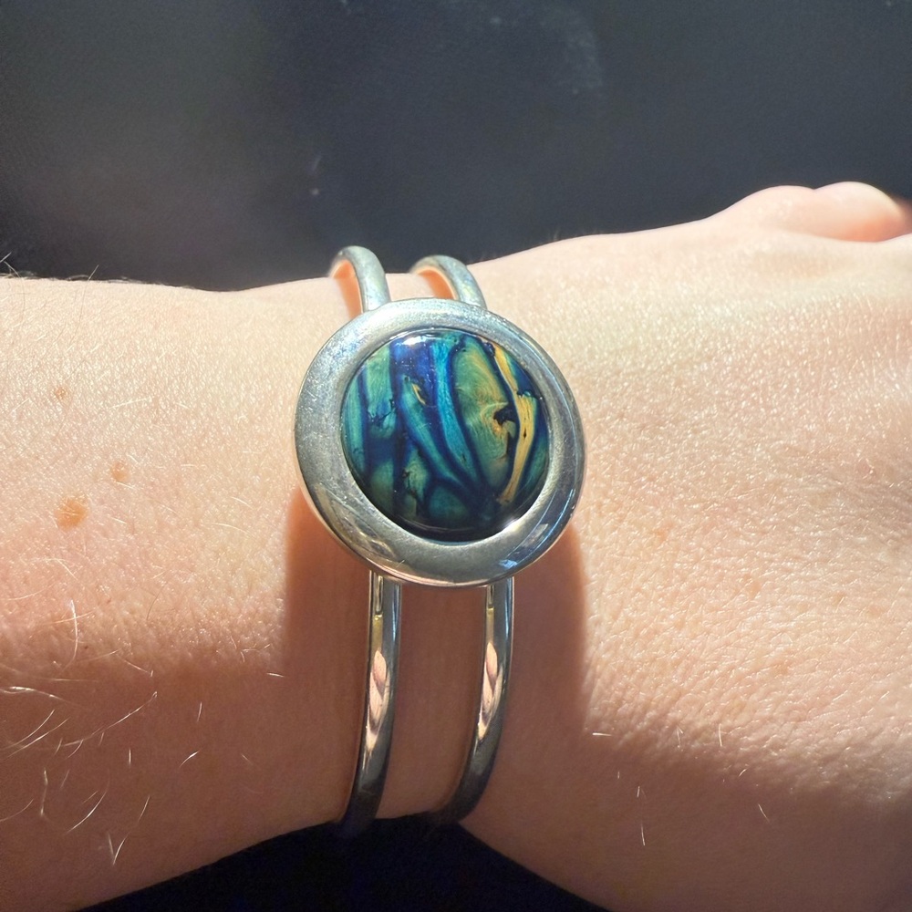 Silver-plated Heathergems round bangle bracelet handmade in Scotland Blue Green